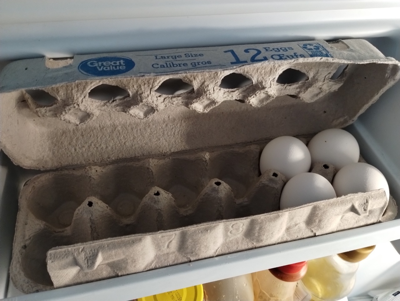 4 Eggs in the right end of a carton